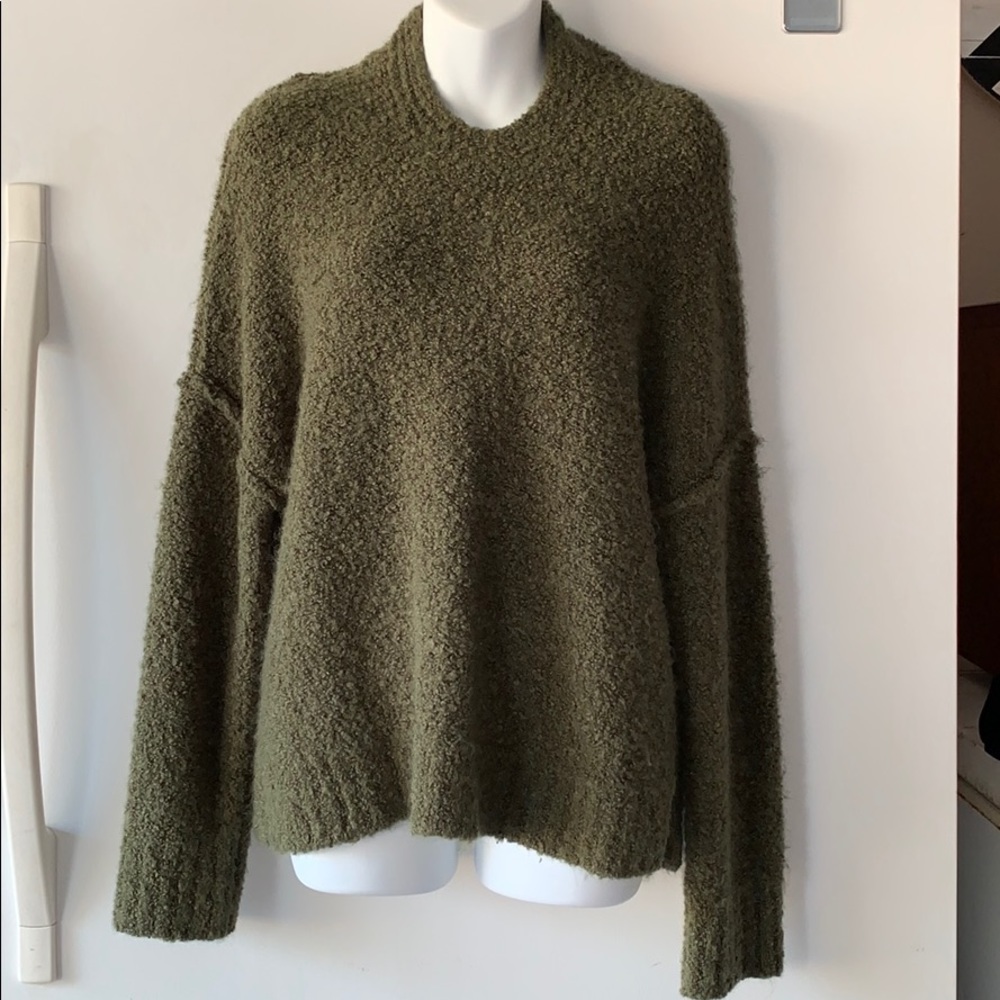 Pullover Sweater